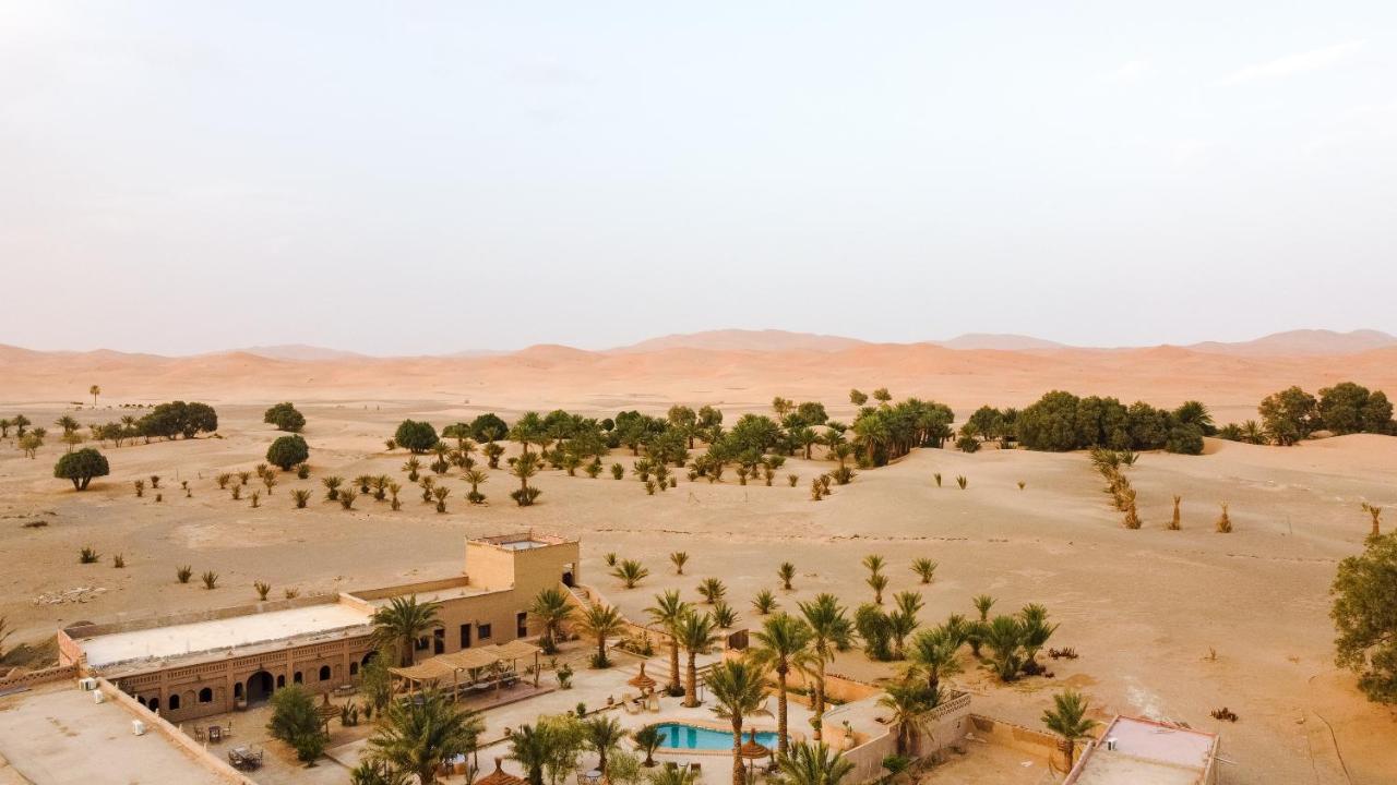 Riadsuerteloca Merzouga Hassilabied Eksteriør billede Al-Ghuwariyah
