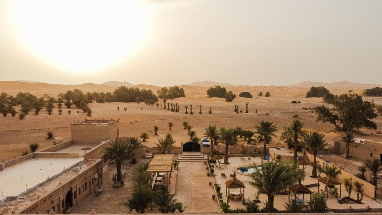 Riadsuerteloca Merzouga Hassilabied Eksteriør billede Al-Qasr Resort