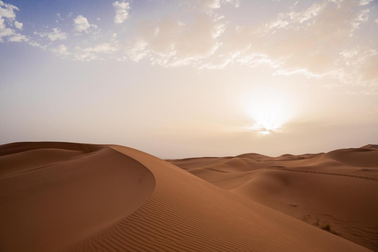 Riadsuerteloca Merzouga Hassilabied Eksteriør billede The Sahara Desert